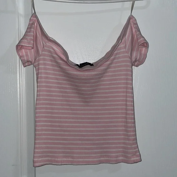 Off Shoulder Crop Top - Picture 2 of 2